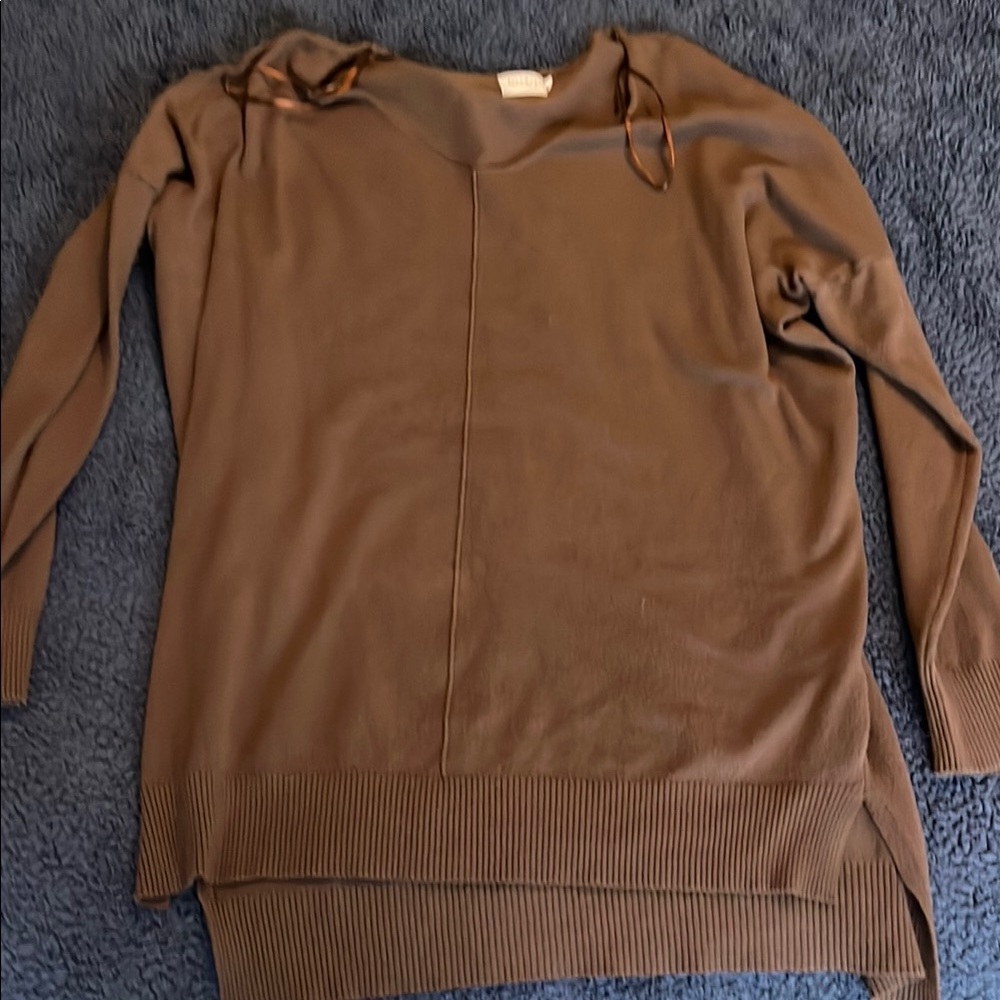 Dreamers by Debut Brown Long Sleeve Sweater
